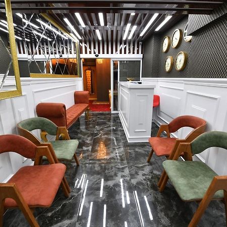 Sea Moon Hotel Истанбул Екстериор снимка